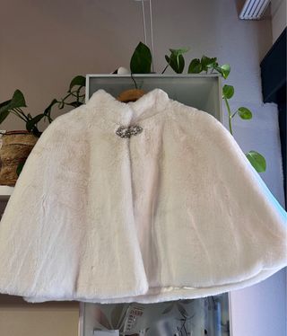 Capa Novia Blanca Pelo Sintético