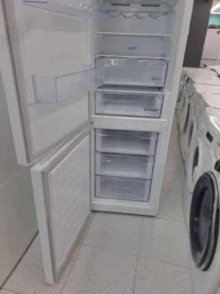 ◇Nevera Beko 185.centímetros◇