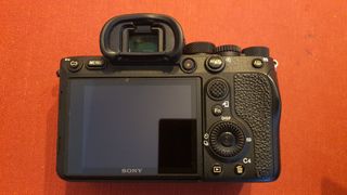 Cámara Sony Alpha IV 61MP + Objetivo G