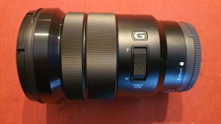 Cámara Sony Alpha IV 61MP + Objetivo G