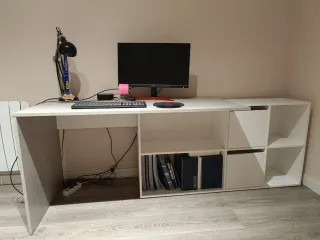 Escritorio alargado convertible en L