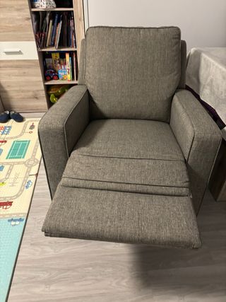 Butacón reclinable con función mecedora