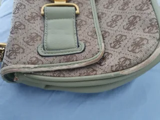 Bolso Guess Marrón y Verde Oliva