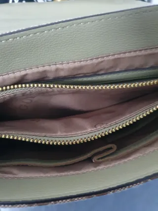 Bolso Guess Marrón y Verde Oliva