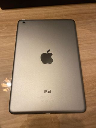 iPad mini 1ª Gen 16GB Wi-Fi Plata
