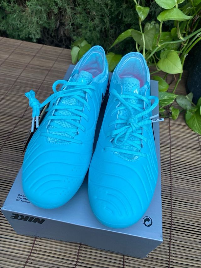 Nike legend 10 Elite Ag. Talla 40