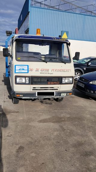 Grua portacoches Ebro F 350