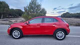 Mercedes-Benz GLA 2016 200D bola de remolque