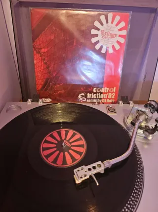 Vinilo Control - Friction '02 (Remix DJ Bola)