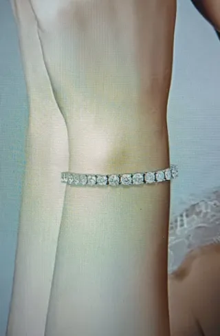 N. 2 Bracciali Tennis Elasticizzati. Nuovi.