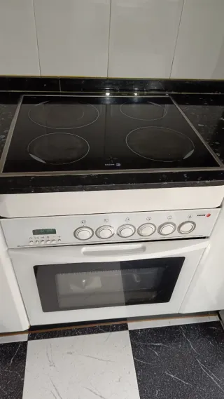 Encimera vitrocerámica Fagor