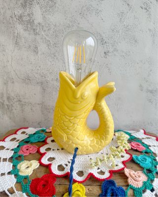 Candeeiro peixe cerâmica amarelo