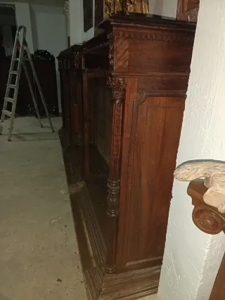 Estantería Nogal Siglo XVII