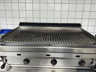 Plancha de piedra de carbón (parrilla argentina )