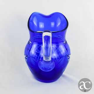 Jarro em Cristal doublé da Bohemia azul-cobalto