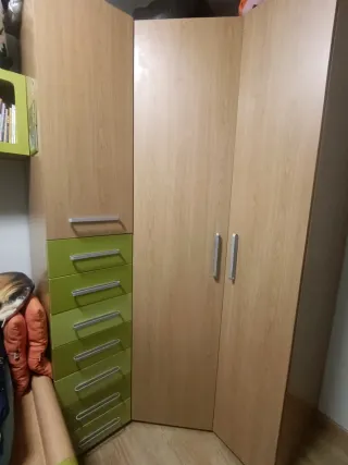 Mueble juvenil con cama, armario y escritorio