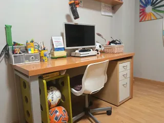 Mueble juvenil con cama, armario y escritorio