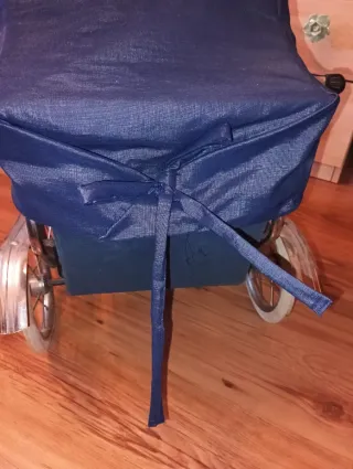 Coche de muñecas antiguo Carnaby's