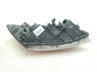 Faro izq kia 22671684 921011h000 cee'd sw 2.0 crdi