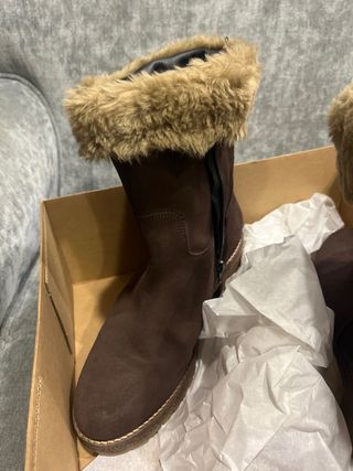 Botas casuales de tacón marrón