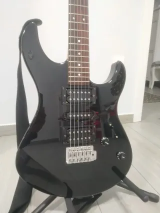 Pack Guitarra Eléctrica Yamaha ERG 121