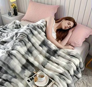 Manta Reversible Extra Grande Gris y Blanca