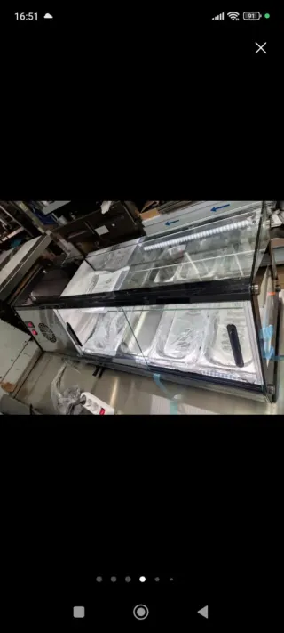 Vitrina expositora tapas 6 bandejas 2 plantas