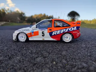 Ford Escort Otto 1/18 Carlos Sainz