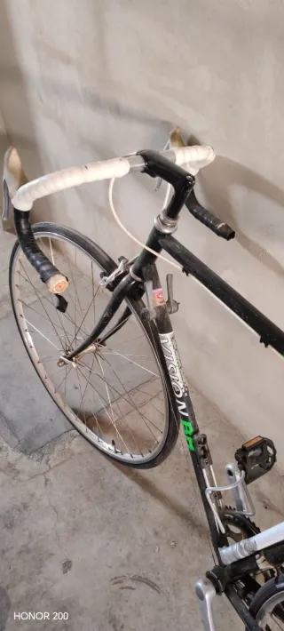 Bicicleta de carretera clásica