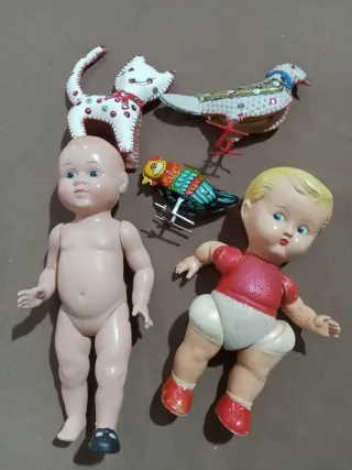 Muñecos antiguos de colección