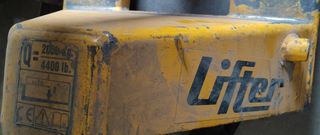 TRANSPALETA LIFTER 2000 KG TRANSPALET