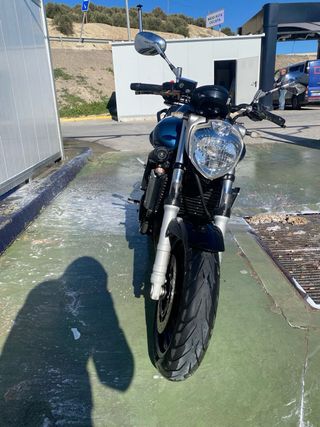 Yamaha FZ6