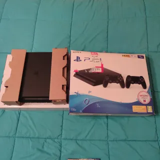 PS4 (PlayStation 4) 1TB + Mandos + FF XV