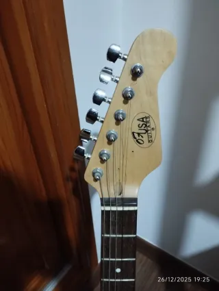 Guitarra eléctrica y amplificador marshall