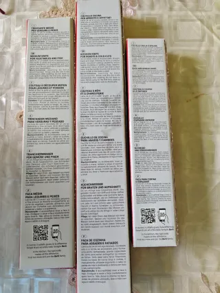 Set di 3 coltelli con manici in legno Berti.