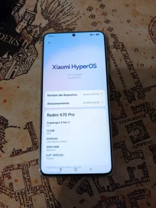 Móvil Redmi K70 Pro, casi idéntico al Poco f7 Pro.