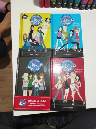 Colección "EL CLUB DE LAS ZAPATILLAS ROJAS"