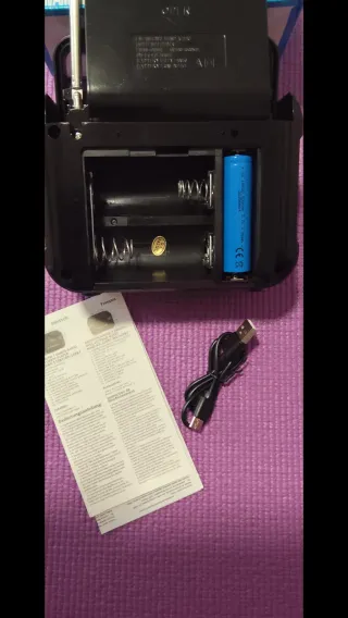 Radio Friendly X-125BTA FM/AM/SW USB/TF