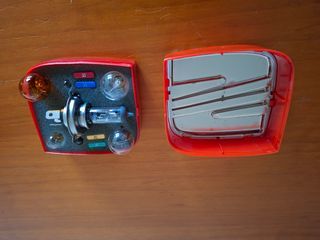 Caja bombillas SEAT Original 000052004C (H4)