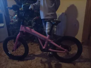 Bicicleta infantile Monty 16" rosa - perfetta per un regalo