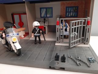 Playmobil Comisaría City Action 5299