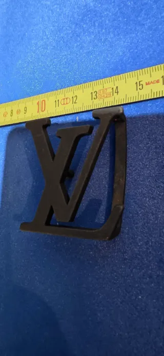 Hebilla Louis Vuitton Negra 40mm 4cm