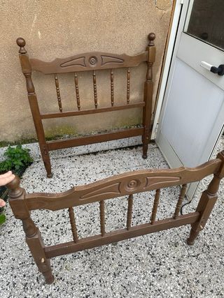 Testata e pediera letto antico in legno