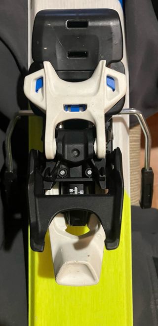 Esquís Völkl VTA 84 + Fijaciones Vipec Evo 12