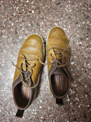 Zapatos Skechers Marrones