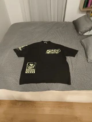 Camiseta Zara Estampada Negra