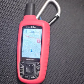 Garmin GPSMAP 64st + 2 juegos pilas