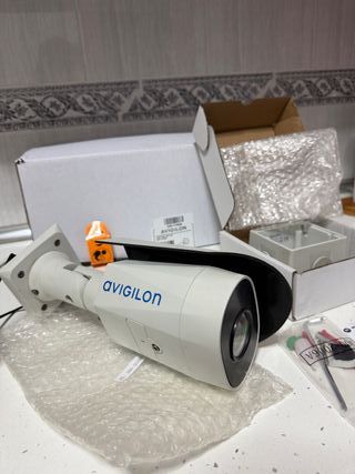 Cámara Bala IP Avigilon IR