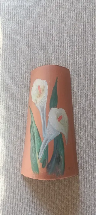 Teja decorativa pintada a mano