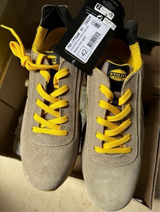 Zapatos Diadora y Chaqueta